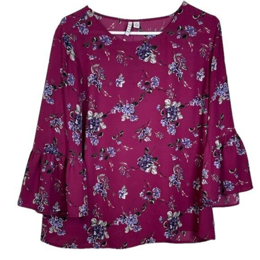 ELLE Purple Plum Fuchsia Floral Pullover Blouse Bell Sleeves Size Med EUC #6047